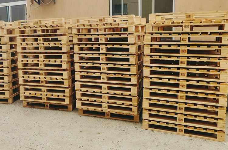 常規(guī)實(shí)木托盤回收價(jià)一般是多少?